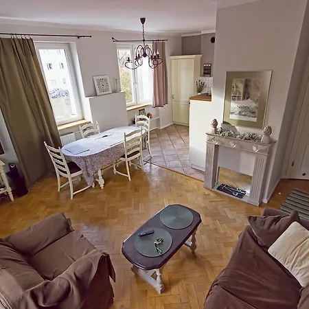 Apartament Jarzebinowa *